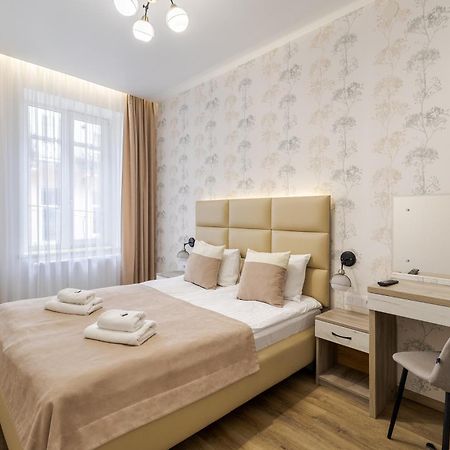 Demar Apart Vicheva Львов Экстерьер фото